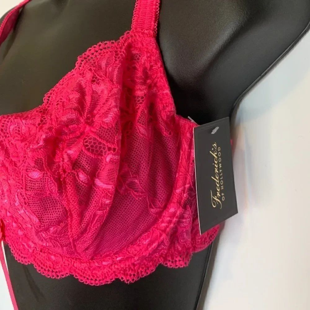 Frederick's of Hollywood Pink Lace Bra - Picture 5 of 8